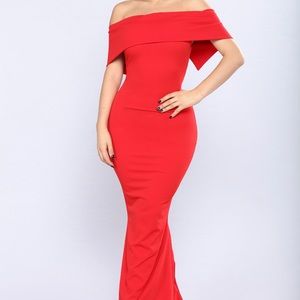 Red Ruffled Back Bow Dress Evening Gown